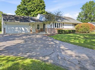 208 West Dr, Fortville, IN 46040