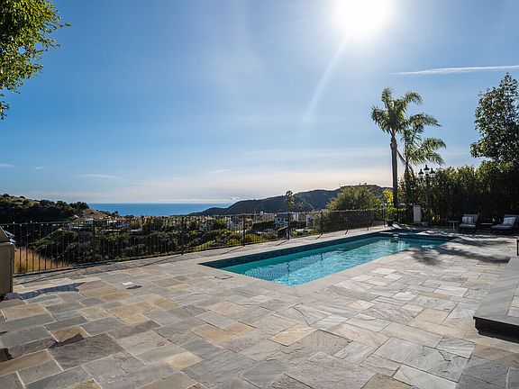 4th image of 16660 Cumbre Verde Ct