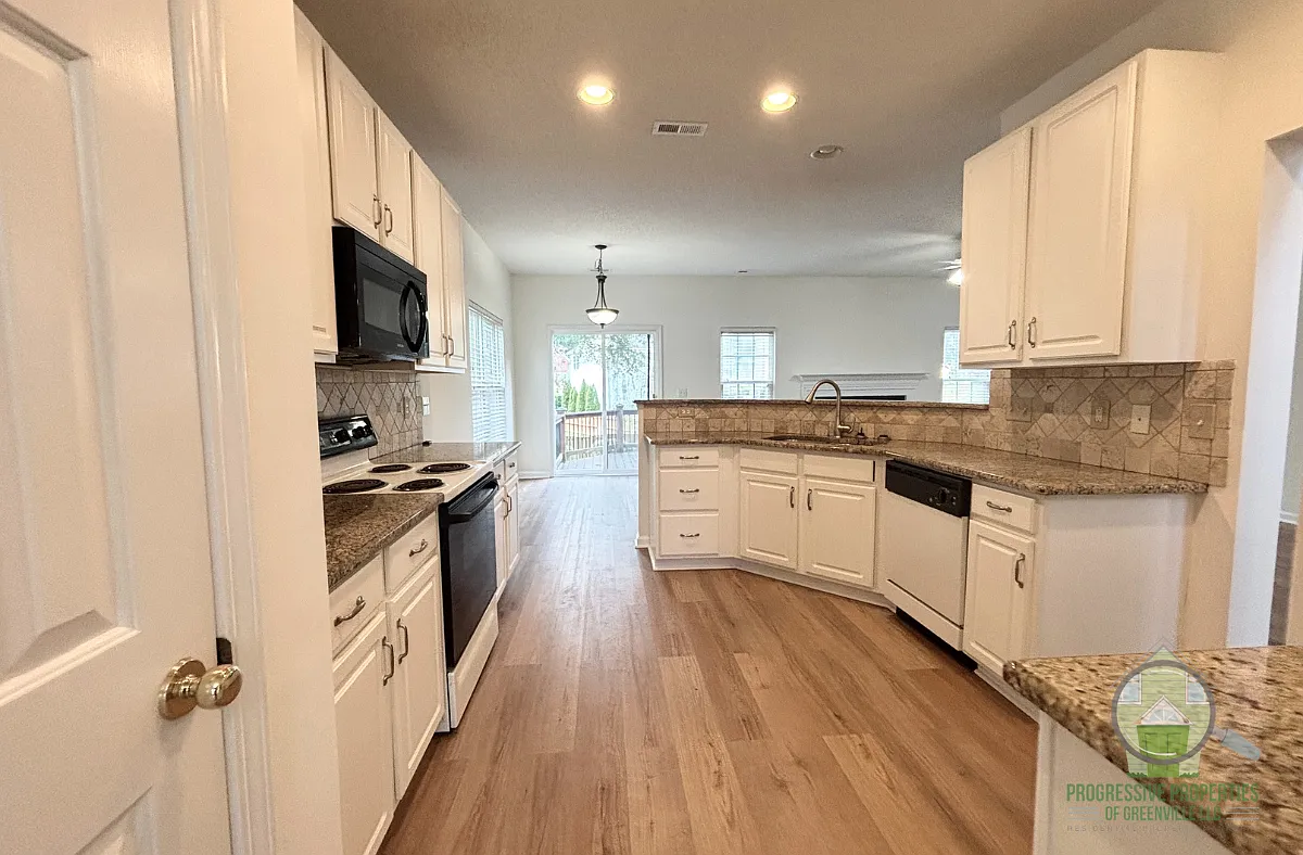 106 Thurber Way - 1 — Photo 4