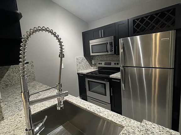 4th image of 2820 N Oakland Forest Dr APT 309