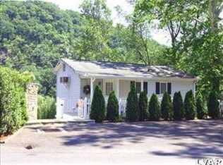 2337 N Delaware Dr, Easton, PA 18040