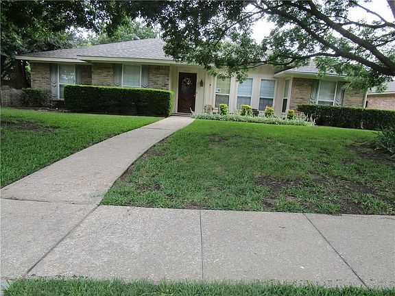 2nd image of 2800 Glenhaven Dr