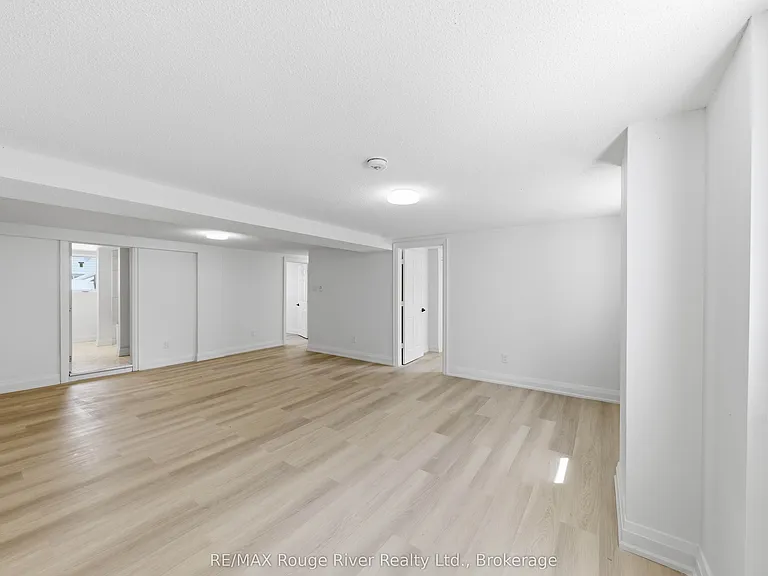 144 Macdonald Ave #A — Photo 10