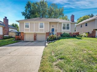 519 Mark Ln, Belton, MO 64012