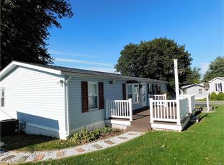 41 Country Club Rd W, Northampton, PA 18067