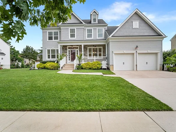 18 Monet Dr, Mays Landing, NJ 08330