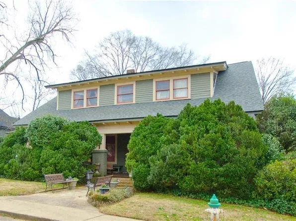 107 High St, Hogansville, GA 30230