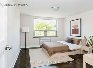 990 Avenue Rd #206, Toronto, ON M5P2K8