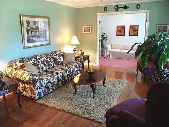 Hardwood floors in Living Room