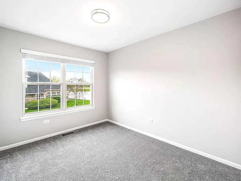13843 Cambridge Cir — Photo 14