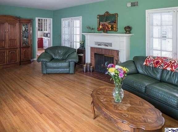 5th image of 306 E Floral Ave