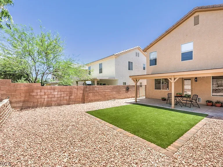 5016 Dancing Lights Ave — Photo 33