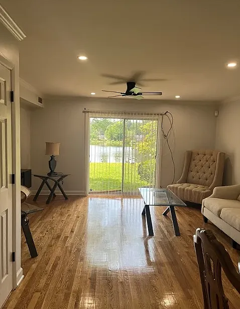 2 bed, 1065 sqft, $1,200 — Photo 1