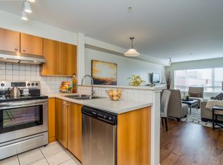 19777 Willowbrook Dr, Langley, BC V2Y 3A3