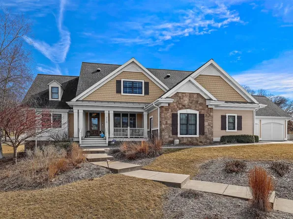 710 Stonebridge AVENUE, Onalaska, WI 54650