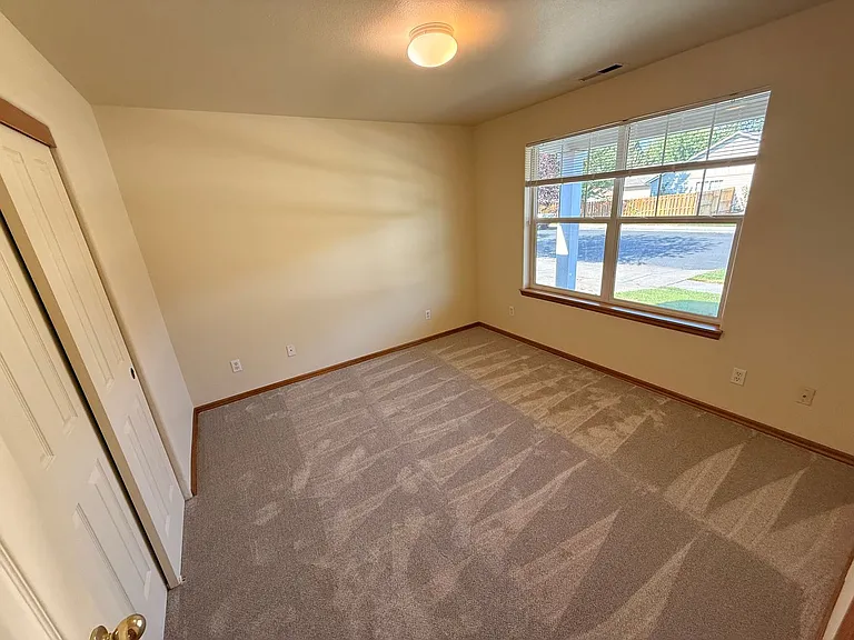1126 SW 33rd St — Photo 20