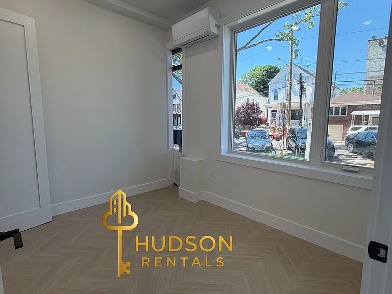 40 Lembeck Ave #102 — Photo 3