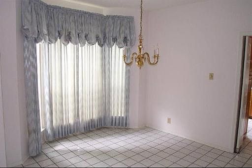 3rd image of 2125 ENCINO CLIFF