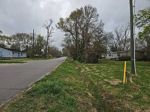 5th image of 1301 Minglewood Rd