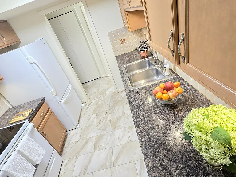 16810 Edloytom Way #175 — Photo 8