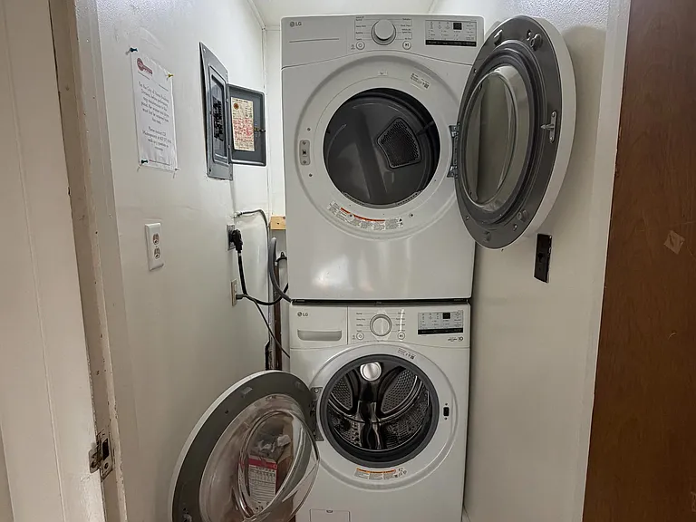 218 E State St #2 — Photo 5