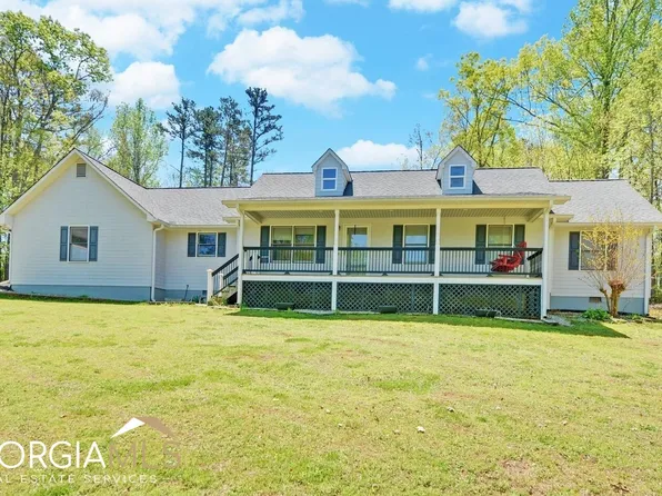 106 White Deerfield Ln, Mount Airy, GA 30563
