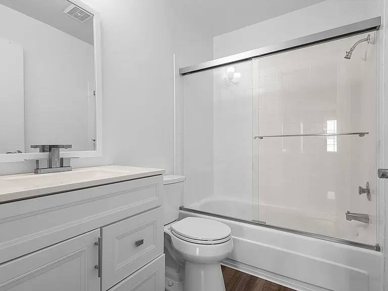 960 Shorepoint Ct #205 — Photo 13