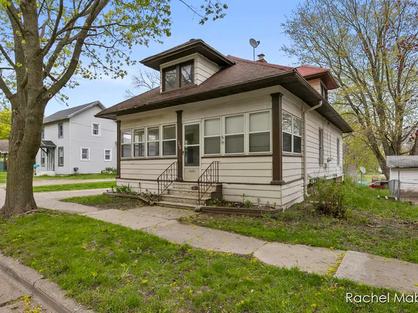 709 N Michigan Ave, Hastings, MI 49058