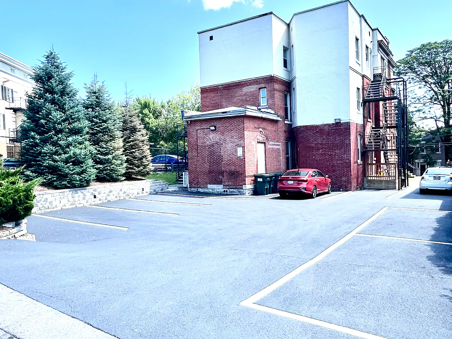1 bed, $1,000 — Photo 4