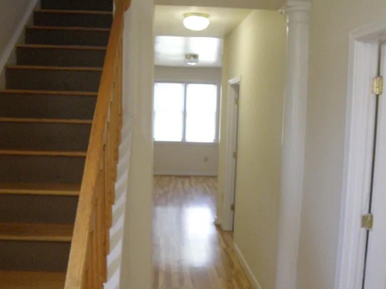 1706 W Moore St — Photo 12