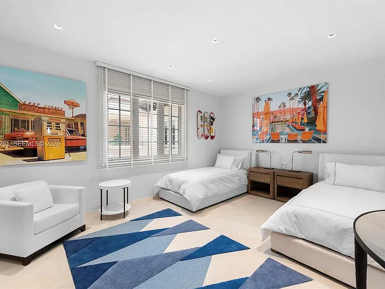 19242 Fisher Island Dr #19242 — Photo 21