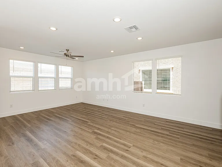 9824 Kai Jurcevic Ave — Photo 6