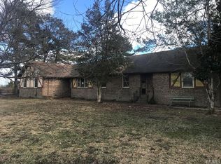 488 Harvest Point Rd, Elizabeth City, NC 27909