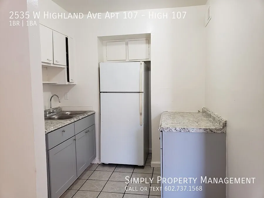 Highland Palms — Photo 2