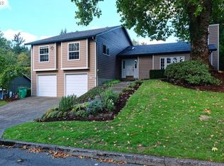 5719 SW Seymour St, Portland, OR 97221