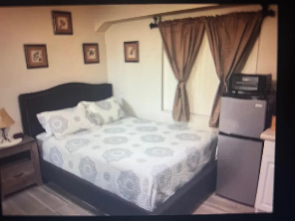 702 Foxglove Pl #A