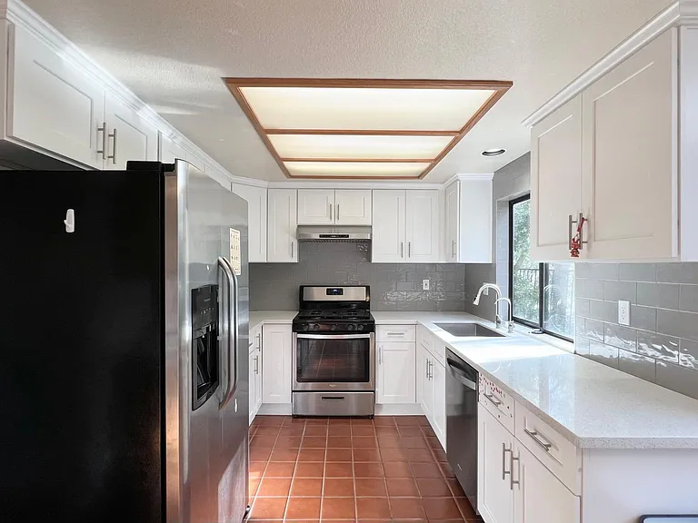 8500 Paseo Ladera — Photo 5