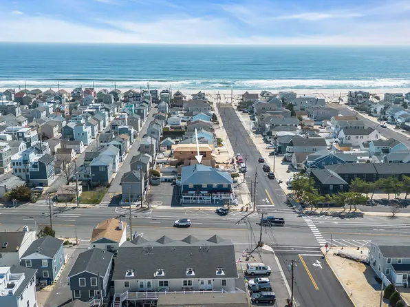 65 Grand Central Ave #1, Lavallette, NJ 08735