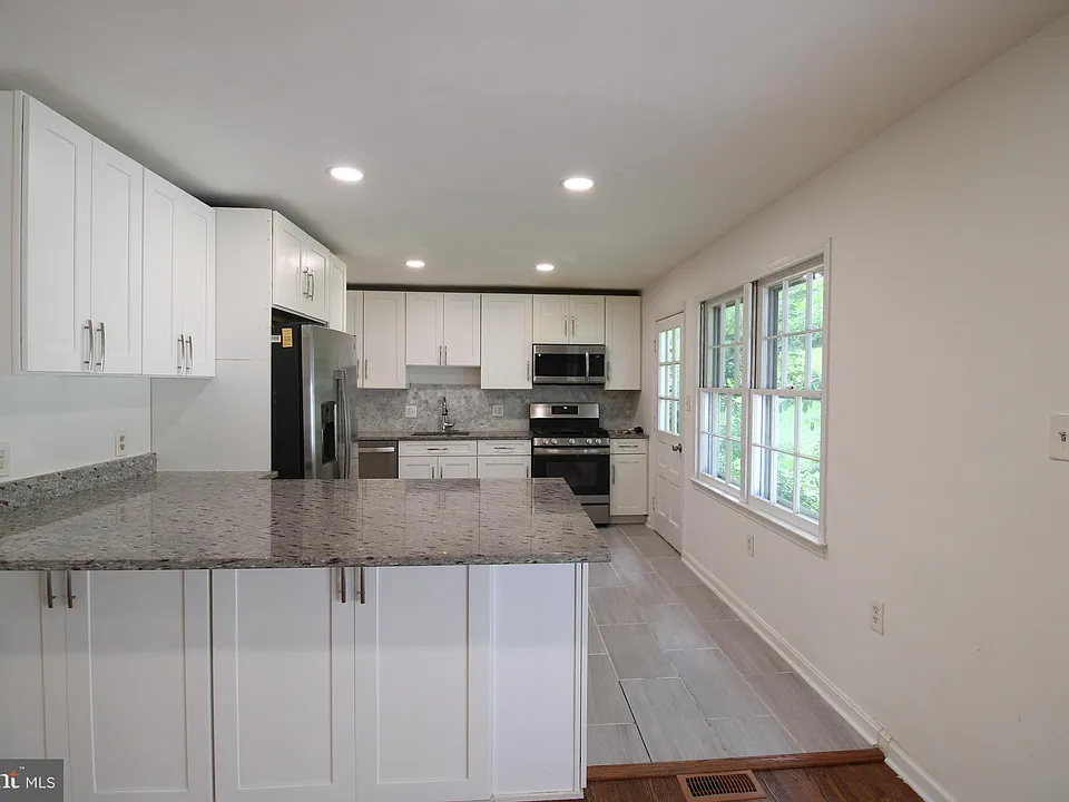 4918 Althea Dr