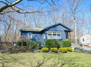 40 10th St, Stoughton, MA 02072