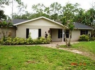 200 Weber Blvd N, Naples, FL 34120