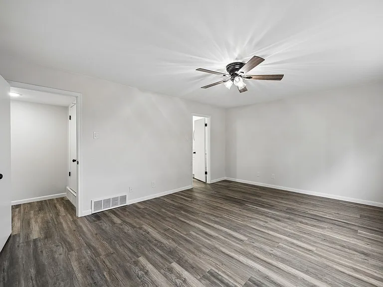 6234 Bandera Ave #A — Photo 15