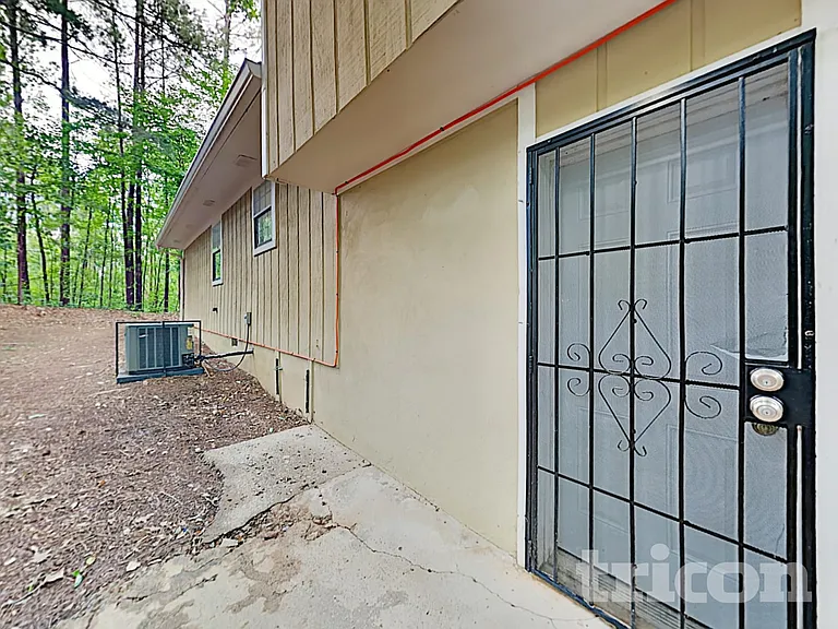 3060 Orbit Cir — Photo 13