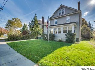 607 Charmouth Dr, Syracuse, NY