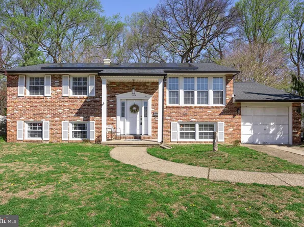 1514 Hillside Dr, Cherry Hill, NJ 08003