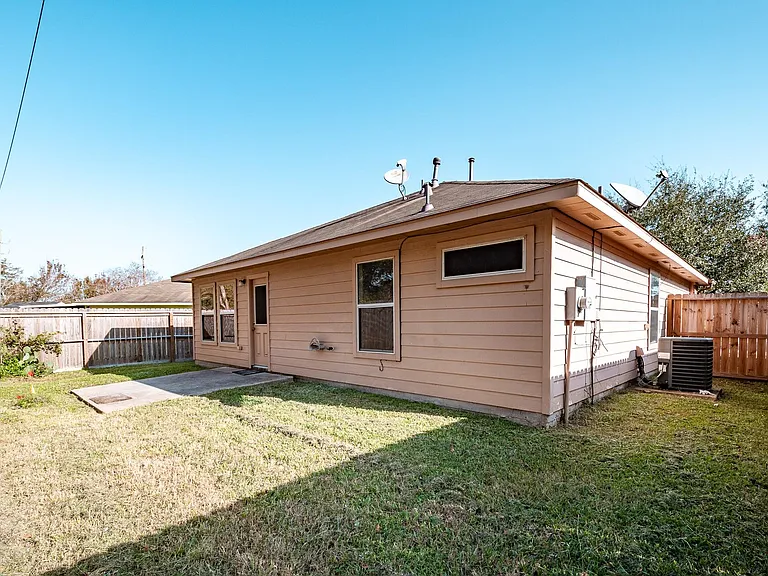 6227 Lovage Ave — Photo 29