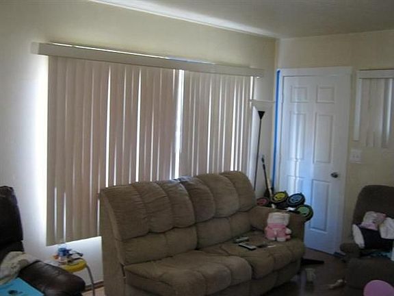 2nd image of 1136 Florida St