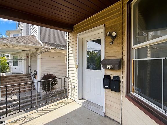 3rd image of 39 La France Ave