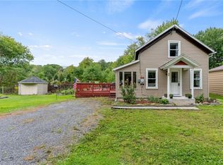 13 Kibbie Lake Rd, Constantia, NY 13044