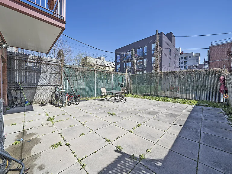 50 Jefferson St #1B — Photo 10